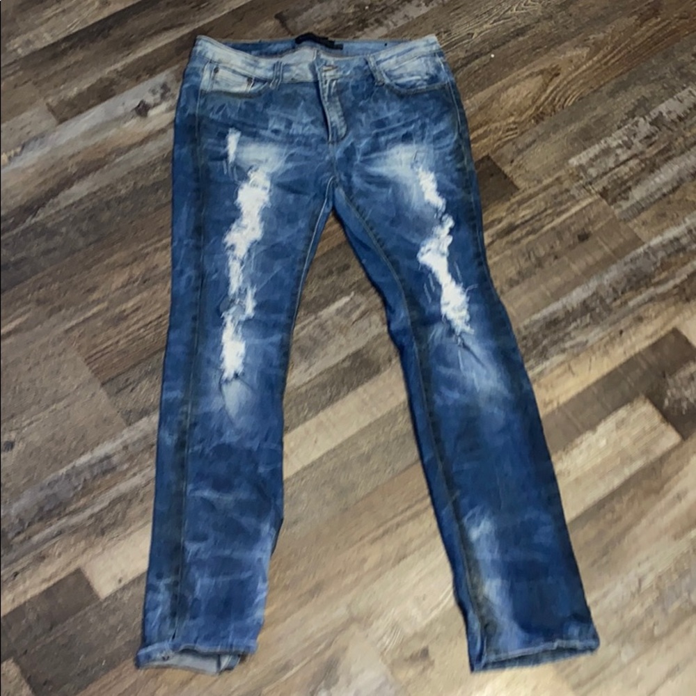 Jeans - Picture 2 of 4